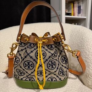Tory Burch monogramed T bucket bag - small